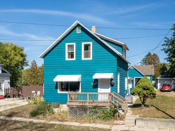 158 & 156 Monroe St, Manistee, MI 49660