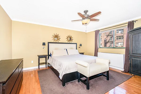 Sold by Re/Max In The City | media 28