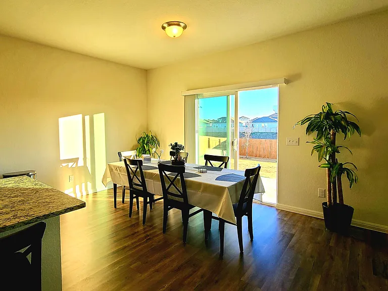 Dinning table with 6 chairs