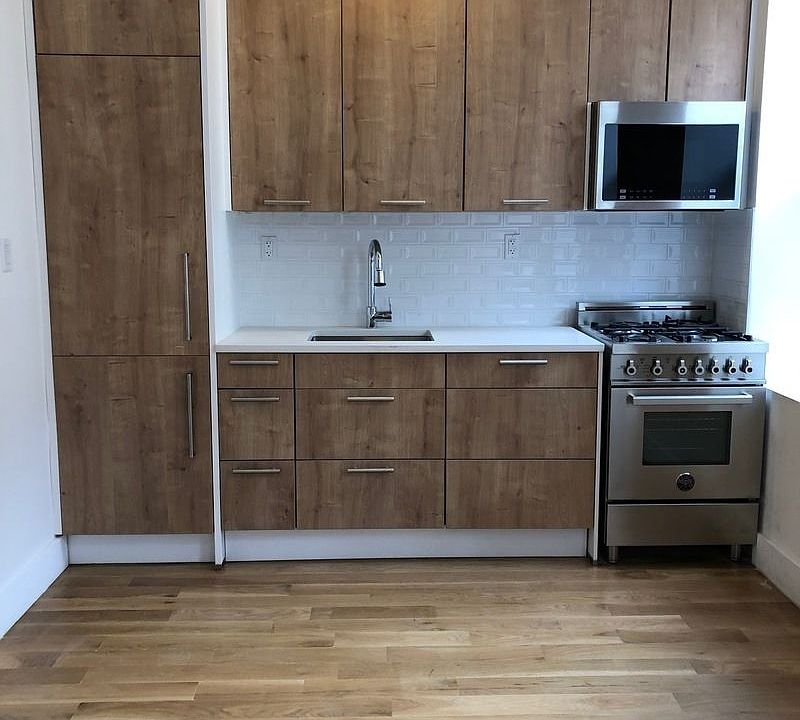 1st image of 517 W 45th St #21B