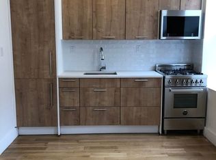 517 W 45th St #21B, New York, NY 10036