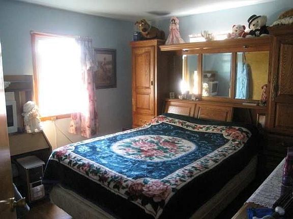 4th image of 622 E End Ave