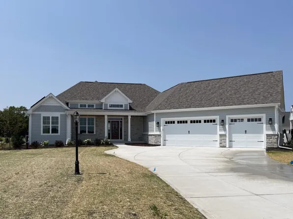 W358N6309 Ennis ROAD, Oconomowoc, WI 53066