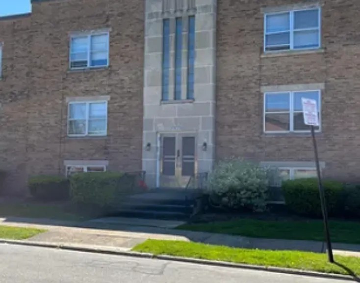 3309 State St — Photo 1
