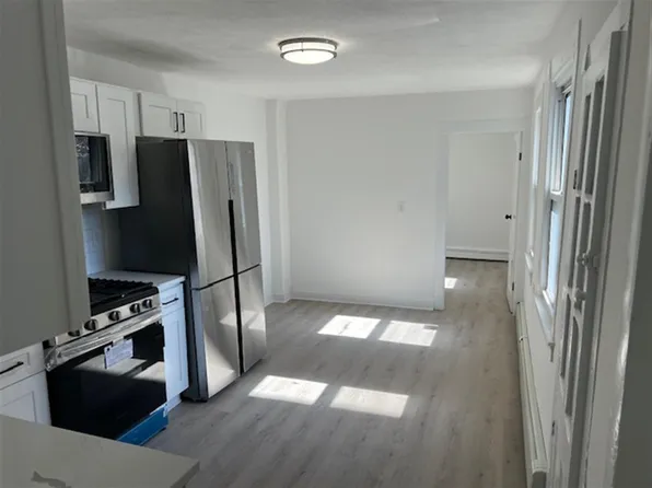 8 6th St Unit 1, Cambridge, MA 02141