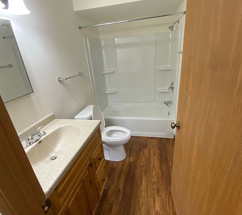 Village Crossing 525 & 545 Main St Lomira WI Zillow