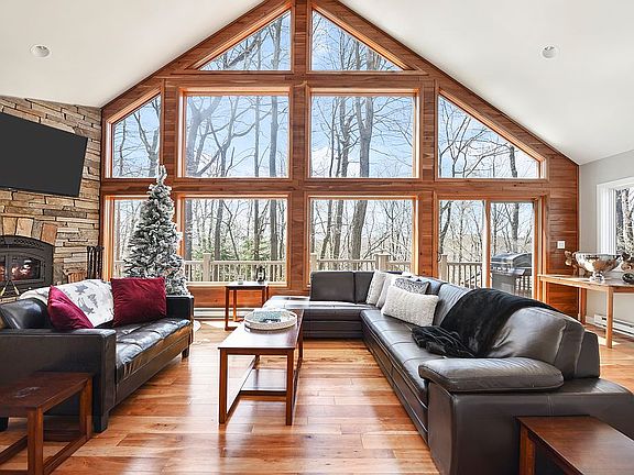 3rd image of 479 Gardner Rd