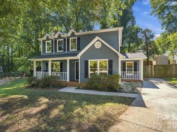 7632 Rawald Dr, Charlotte, NC 28212