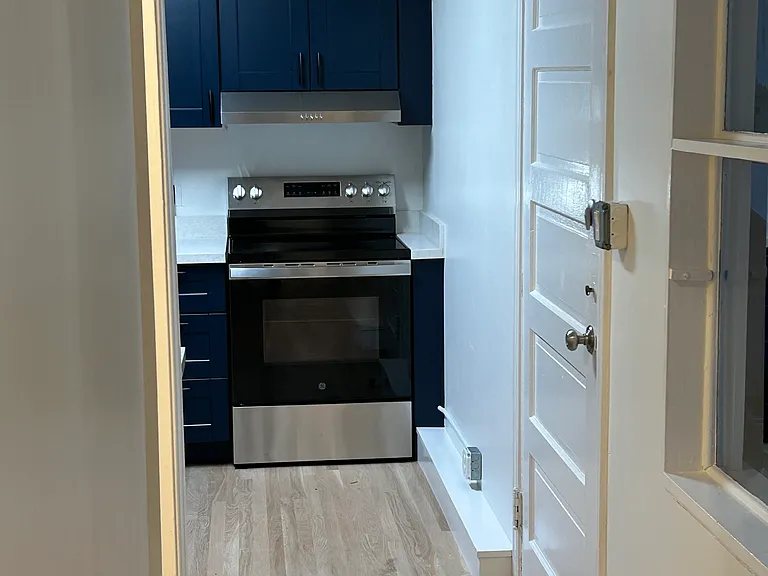 788 Ashbury St — Photo 11