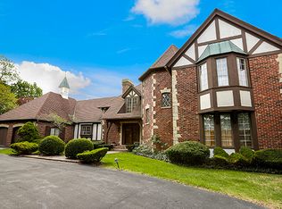 9624 Reding Cir, Des Plaines, IL 60016