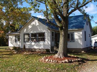 688 W Central Rd, Bronson, MI 49028