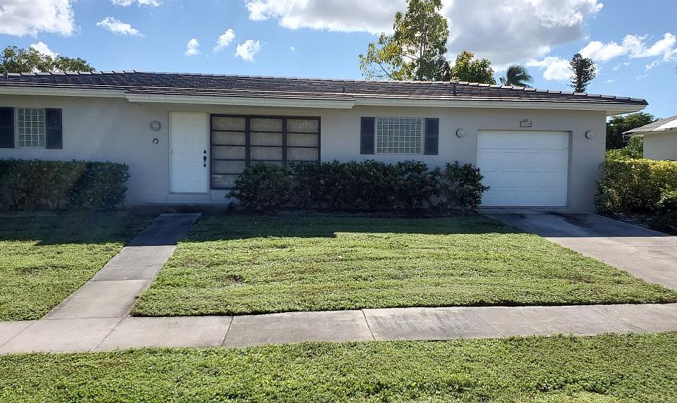 1st image of 1215 Mulberry Ct