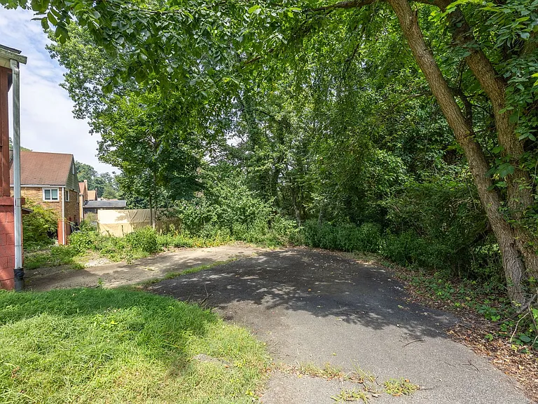 9717 Glendale Rd — Photo 28