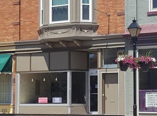 202 W Main St, Watertown, WI 53094