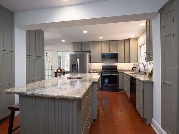 4th image of 2236 NW 7th Ln
