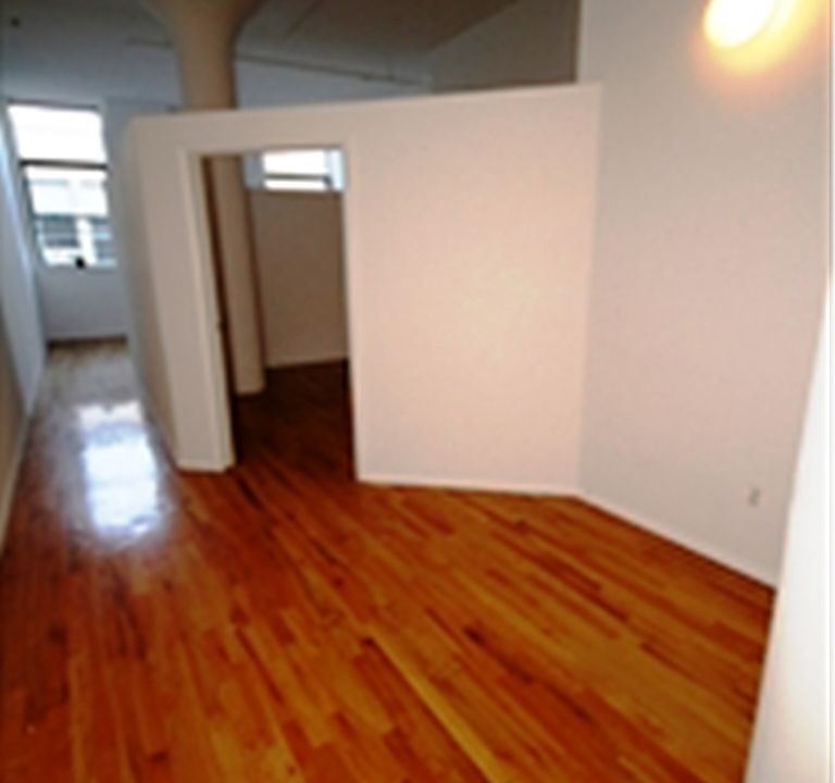 1st image of 204 Huntington St APT 3J