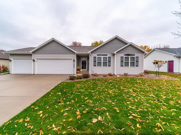 1850 Basswood Ln, Little Chute, WI 54140