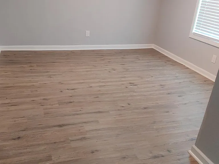 690 N Stevens Cir — Photo 14