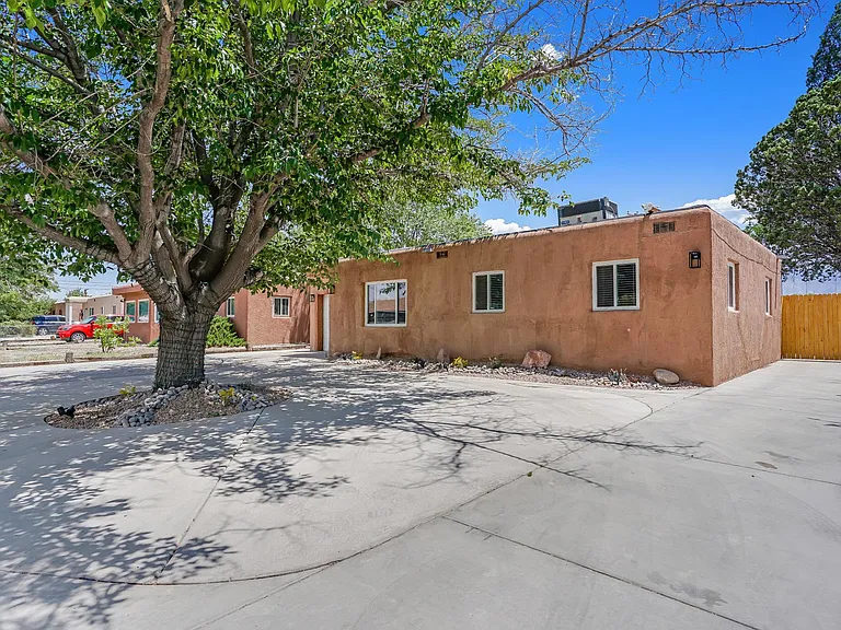 2518 Cagua Dr NE — Photo 15