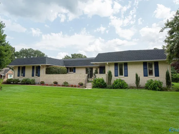 2721 Hunterwood Dr SE, Decatur, AL 35603