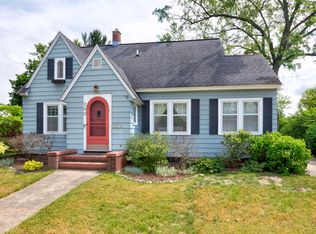 252 W 24th St, Holland, MI 49423