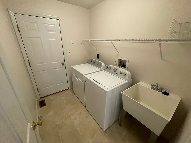 5526 Ashboro Dr — Photo 21