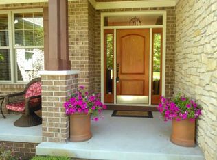 11340 Killarney Dr, Stanwood, MI