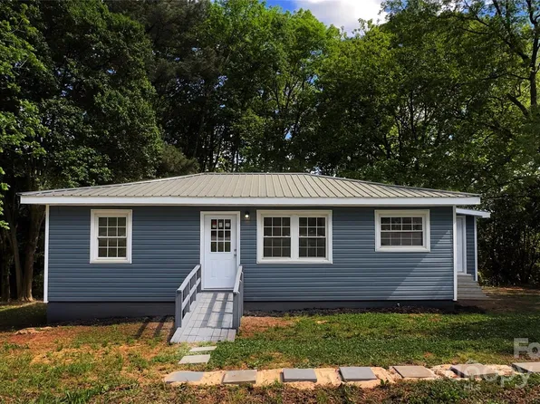 8952 Whitley Rd, Norwood, NC 28128