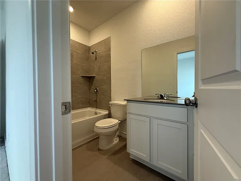 7925 Wonder Woman Dr — Photo 14