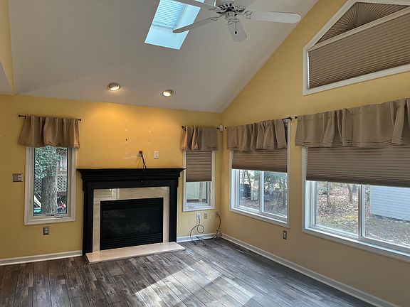 5th image of 31 Bramblewood Dr