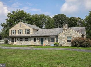 35 Greenfield Rd, Lancaster, PA 17602