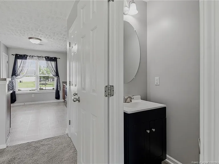 142 Collinwood Dr — Photo 16