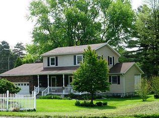 5521 E Lake Rd, Erie, PA 16511