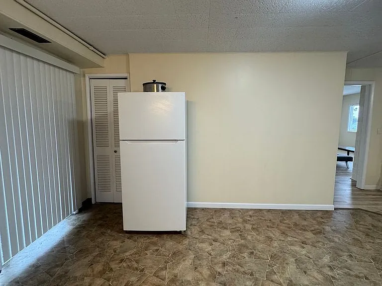 6407 Harvey Dr #B — Photo 11