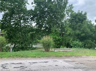 Devols Dam Rd, Marietta, OH 45750