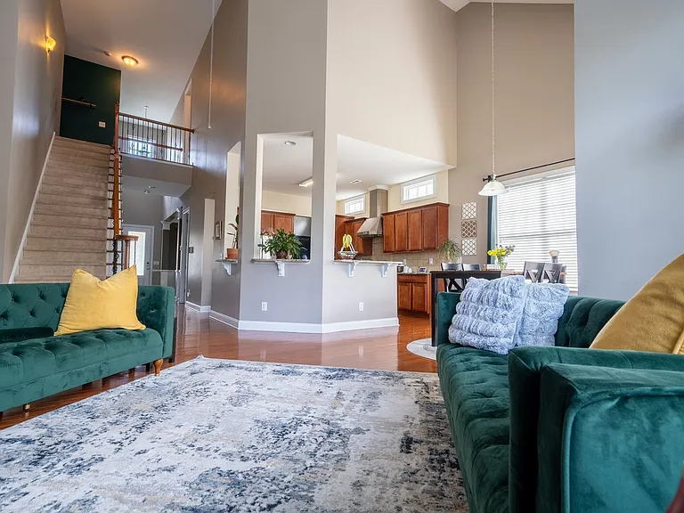 1606 Morehead Hill Ct — Photo 11