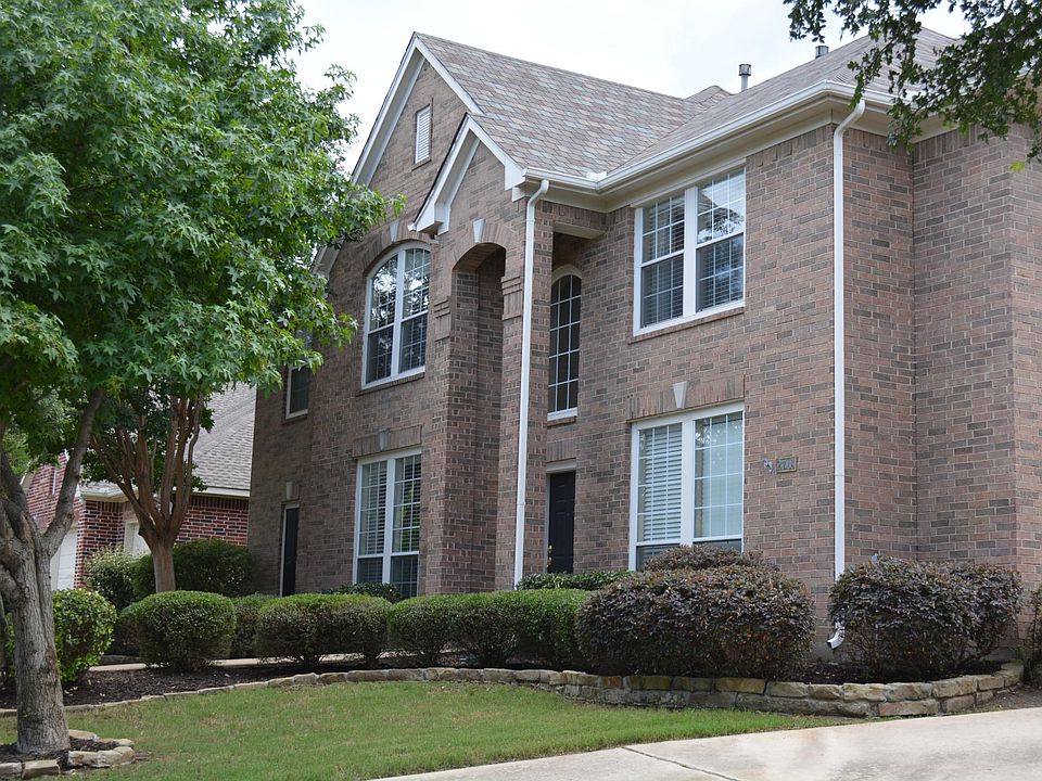 1st image of 2713 Stanford Dr