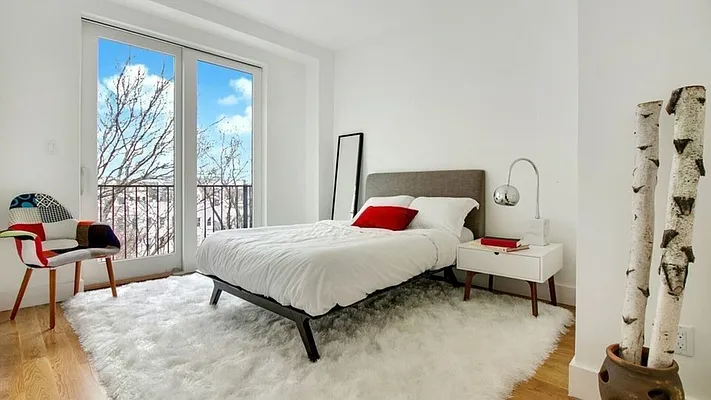 Rented by Nooklyn NYC LLC | media 17