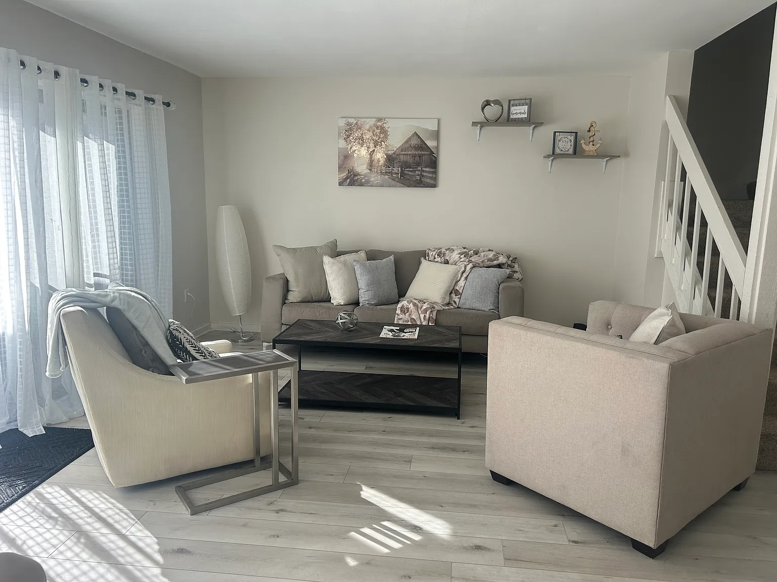 2 bed, 2.5 bath, 1273 sqft, $2,550 — Photo 2