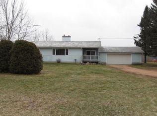 W15227 Bierman Rd, Bowler, WI 54416