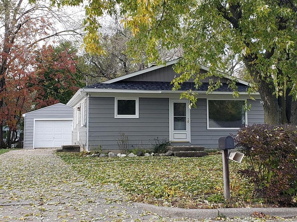 1st image of 1409 Laughlin Dr NW