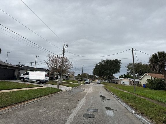 4th image of 1326 Forest Dr