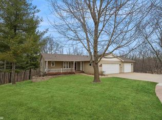 1419 Sunrise Dr, Knoxville, IA 50138