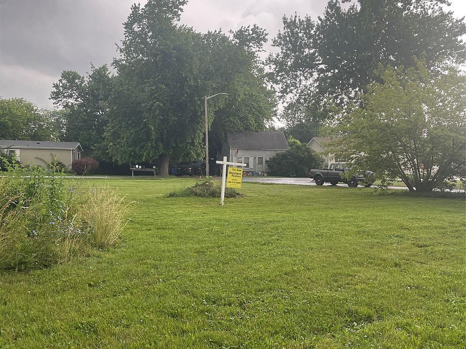 1st image of 0 3rd St