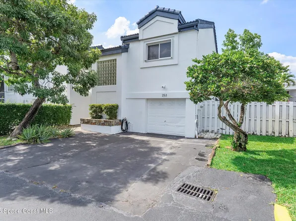 253 NE 212th Ter, Miami, FL 33179