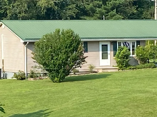 911 Dillon Rd, Mountain City, TN 37683