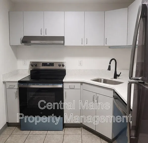 39 Northern Avenue Hts #2 — Photo 1
