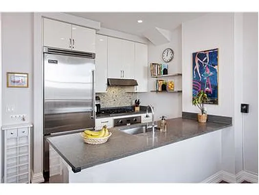 Sold by Douglas Elliman | media 22