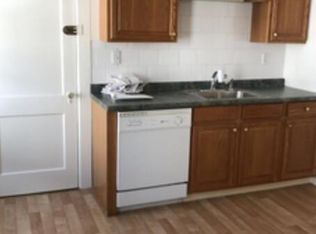 19 Daniels St #1E, Arlington, MA 02476