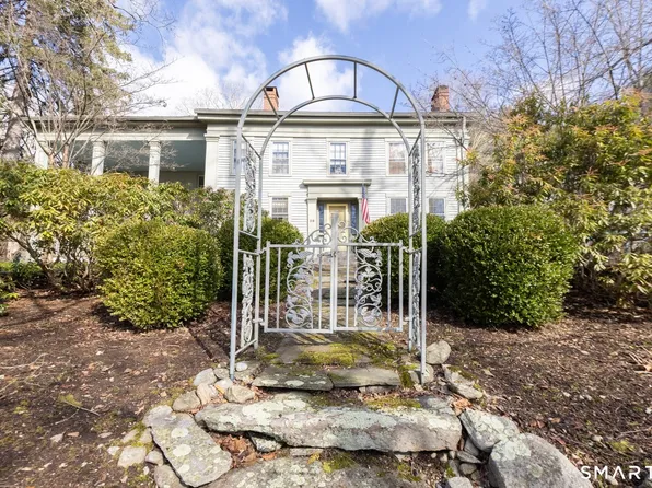 58 Good Hill Road, Woodbury, CT 06798